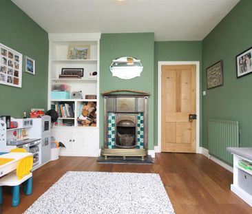 3 bedroom semi-detached house to rent - Photo 6