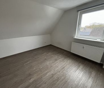 Helle 3-Zimmer-Wohnung – frisch renoviert und ruhig gelegen am Rand... - Foto 1