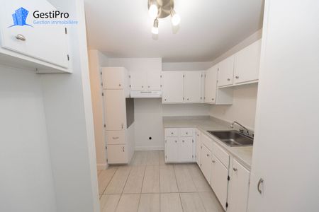 880 Grandjean - Photo 3