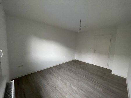 Schöne Wohnung sucht Mieter: ideale 2-Zi.-Wohnung - Photo 2