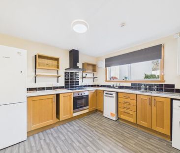 3 bedroom terraced house to rent - Photo 4