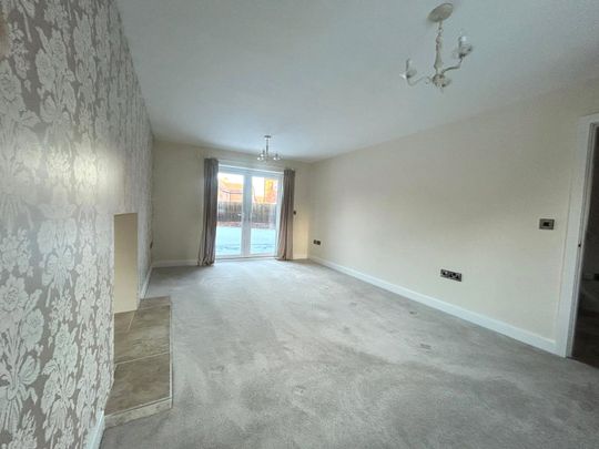 10 Melrose Crescent - Photo 1