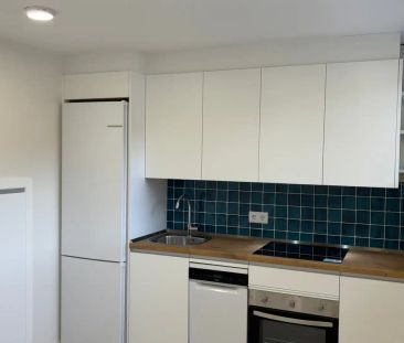 Casa adosada de alquiler en Tres Olivos - Valverde - Foto 4