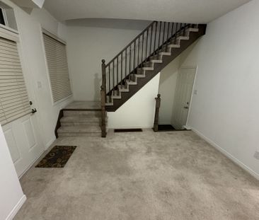 For Lease - 70 Harwood Avenue, Ajax, Ontario - Photo 4