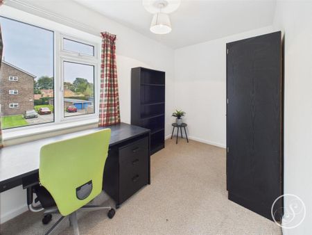 2 bedroom flat to rent - Photo 5
