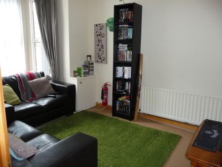 47 Brookland Street, Belfast, BT9 7FZ - Photo 2