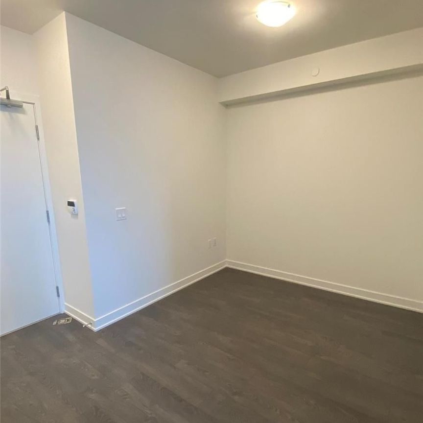 For Lease - 4677 Glen Erin Drive Unit# 410, Mississauga, Ontario - Photo 1