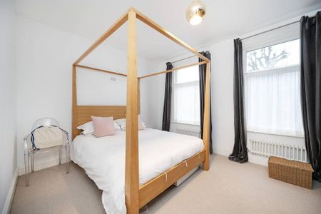 3 bedroom terraced house to rent - Photo 2