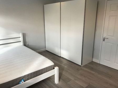 Donnington Bridge Road, Upper Flat, Cowley - Photo 4