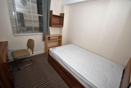 5 bedroom flat to rent - Photo 5