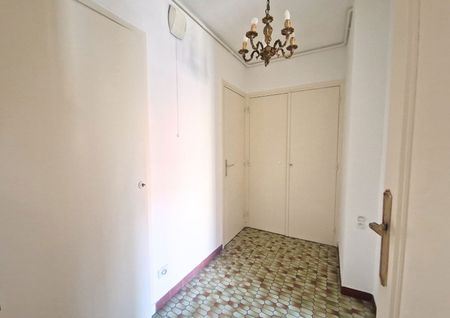 Location Appartement 3 pièces 82m² - Photo 3