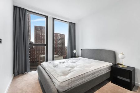 Thames City London SW8 - Photo 3