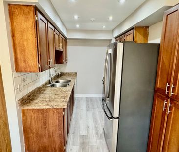 For Lease - 16 Franklin Court, Brampton, Ontario - Photo 1