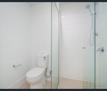 Modern City Living in the Heart of Perth - Photo 6