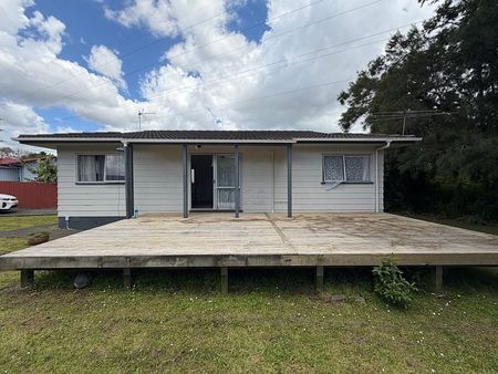 Secure & tidy 3 Bed 1 Bath Standalone House - Photo 4