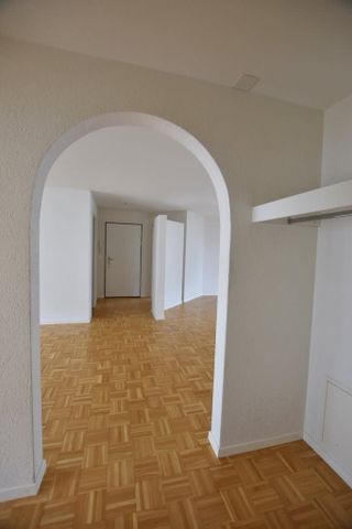 4.5 Zimmer, 93 m², 2. Stock - Foto 2