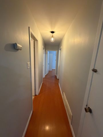 For Lease - 7260 Collett Road, Mississauga, Ontario - Photo 5