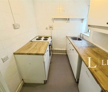 2 bedroom apartment to rent Clarence Court, Clarence Road, Cheltenh... - Photo 5