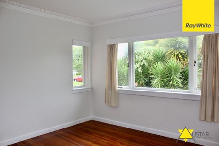 Discover your new home in the heart of Mount Roskill, Auckland! - Photo 3