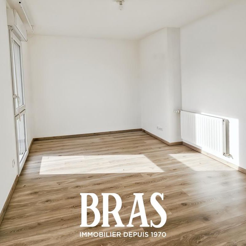 Location Appartement 3 pièces 72m² REZE 44400 - Photo 1