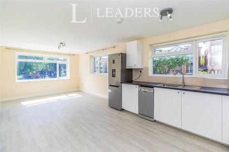 1 bedroom flat to rent - Photo 5