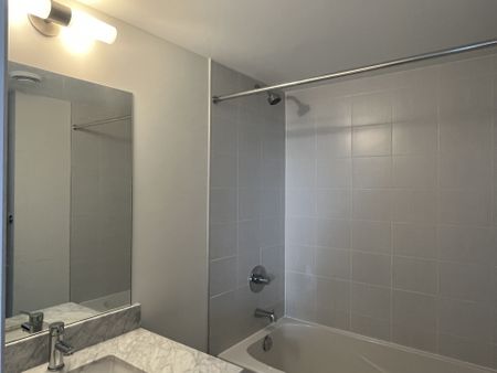 For Lease - 349 Wheat Boom Drive Unit# 327, Oakville, Ontario - Photo 5