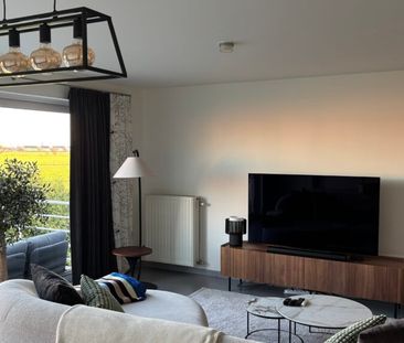 Licht appartement met terras en prachtig uitzicht - Photo 3