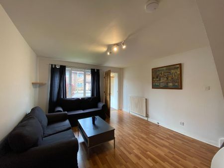 2 bedroom terraced house to rent - Photo 2