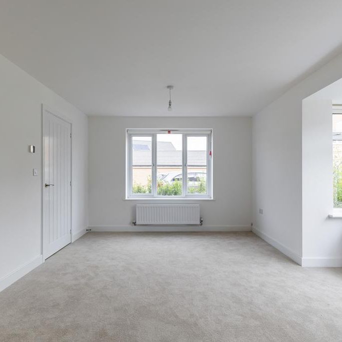 3 bedroom semi-detached house to rent - Photo 1