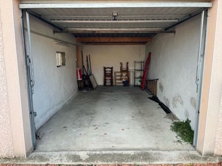 MAISON T2 A LOUER A ROANNE - BOULEVARD JEAN BAPTISTE CLEMENT - Photo 5