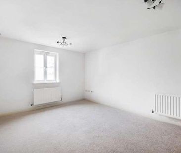 Brunel Crescent, Swindon, SN2 - Photo 2