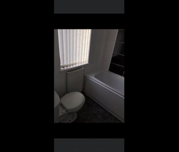 Room in a Shared House, Osmondthorpe Lane, LS9 - Photo 5