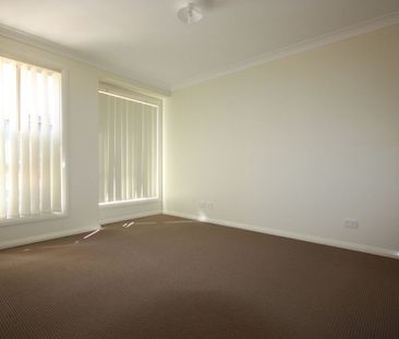 Home For Rent - Photo 6