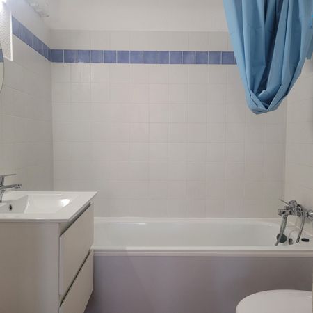 Location Appartement 1 pièce 18m² MARSEILLE 5ème - Photo 4