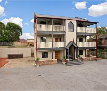 In The Heart of Windsor - Photo 6