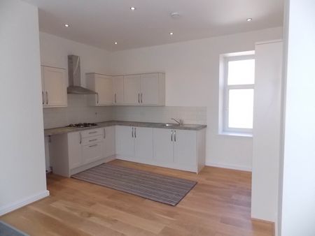 3 bed maisonette to rent in Musgrave Terrace, Pelaw, NE10 - Photo 4