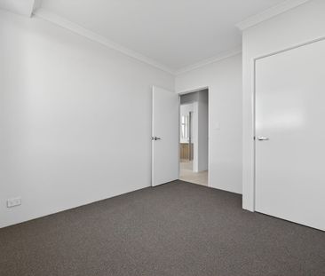 BRAND NEW FIVE BEDROOM HOME - ULTIMATE FAMILY LIVING - Photo 6