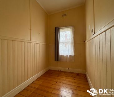 Spacious Home in North Sunshine - Photo 3