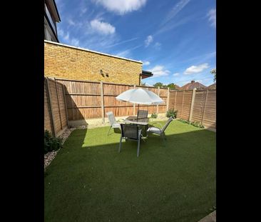 Studio Flat, Monks Park, HA9 - Photo 2