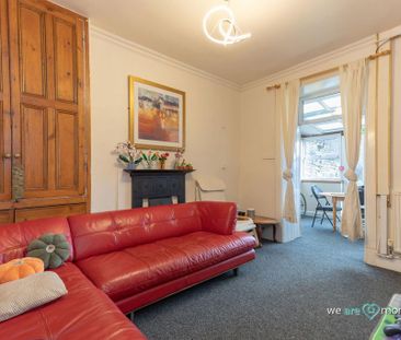 6 bedroom terraced house to rent - Photo 1