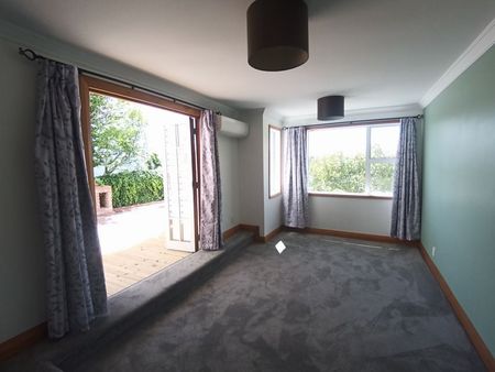 2 bedroom unit city end karori - Photo 3