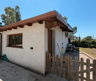 Appartamento arredato con giardino e posto auto - Photo 6