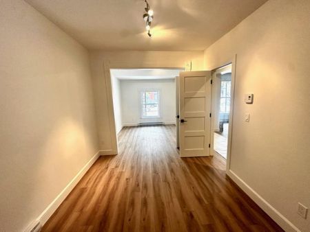 5731 Rue Clark, H2T 2V5, Montréal - Photo 3