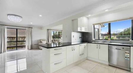 In the Highly Sought-After Botany School Zone! - Photo 3