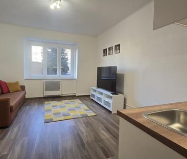 Pronájem bytu 1+kk 31 m² - Photo 1