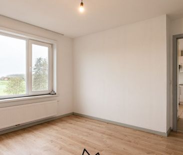 Appartement te huur in Zelzate voor € 795 met 2 slaapkamers - Photo 2