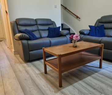 3 bedroom terraced house to rent - Photo 2