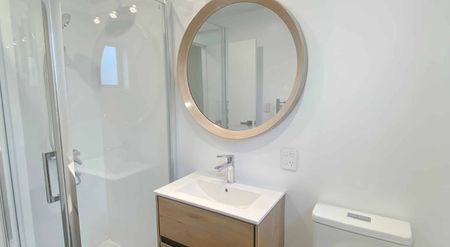 Townhouse Charmer - Photo 3