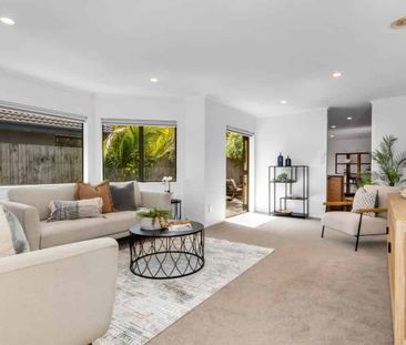 Cul-de-sac Living - Beachlands - Photo 1