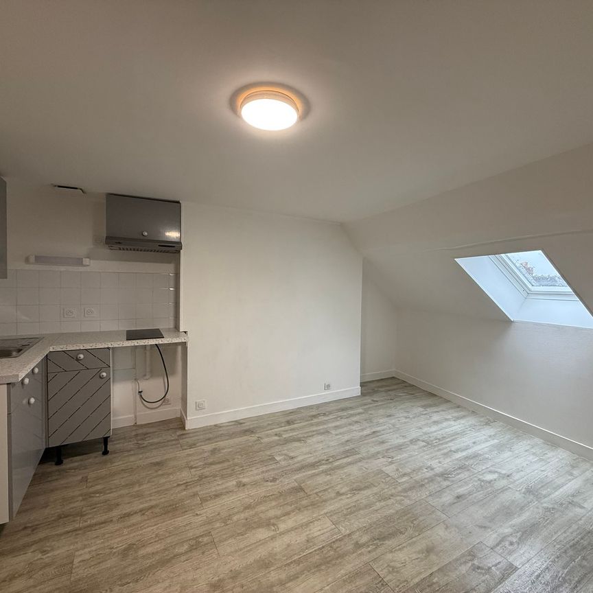 Location Appartement 2 pièces 25m² - Photo 1